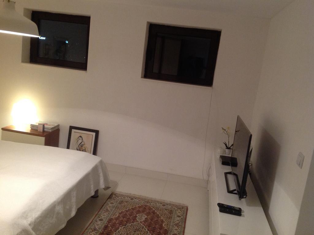 Cozy Center Apartment